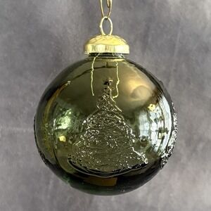 Handmade Spain Recycled Glass Christmas Ornament Green 8cm Embossed Tree